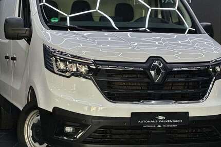 Renault Trafic 186.000 km 12.999 &euro; Löhne 32584