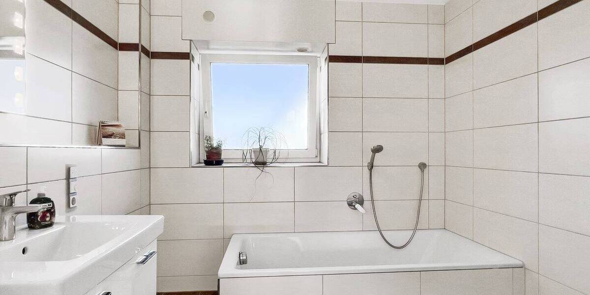 Mehrfamilienhaus, Wohnhaus Kirchlengern Südlengern - 9 Zimmer, 277 m&sup2;, 725.000&euro; | Angebot:25940223