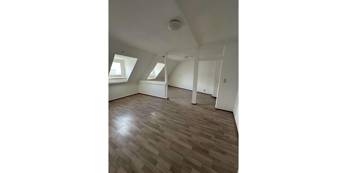 Etagenwohnung Herford - 3 Zimmer, 130 m&sup2;, 1.620&euro; | Angebot:26264817