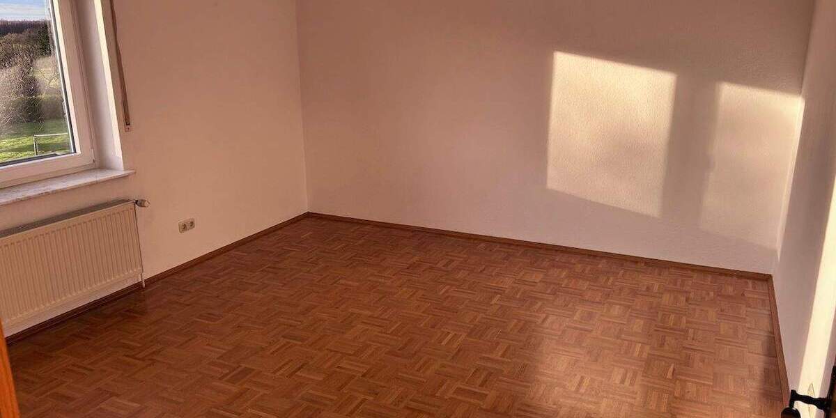 Etagenwohnung Bünde Dünne - 4 Zimmer, 111 m&sup2;, 790&euro; | Angebot:25696576