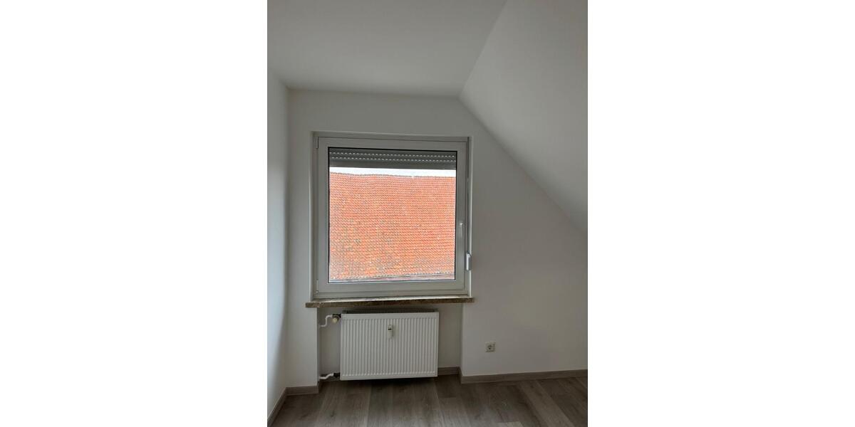 Dachgeschoßwohnung Rodenberg - 3 Zimmer, 56 m&sup2;, 495&euro; | Angebot:26251180