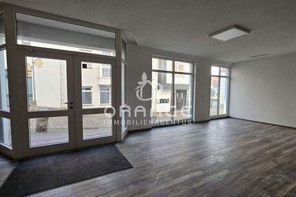 Gewerbeobjekt Bad Salzuflen Innenstadt - 3 Zimmer, 155 m&sup2;, 180.000&euro; | Angebot:25670712