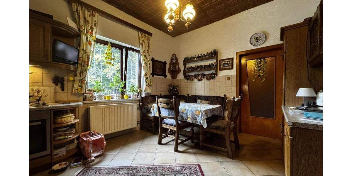 Einfamilienhaus Lübbecke - 9 Zimmer, 250 m&sup2;, 469.000&euro; | Angebot:25694938