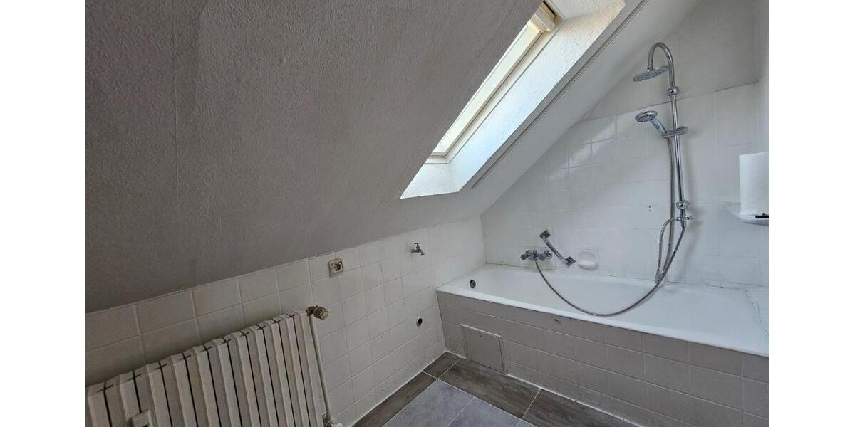 Dachgeschoßwohnung Herford - 2 Zimmer, 63 m&sup2;, 504&euro; | Angebot:25943664