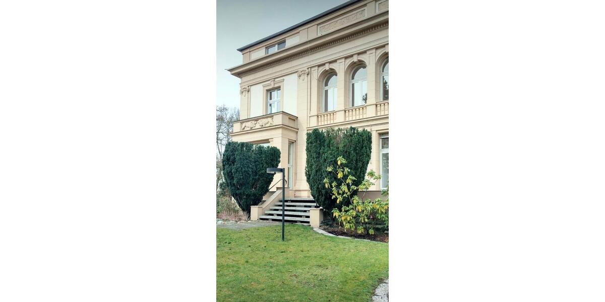 Etagenwohnung Herford - 5 Zimmer, 200 m&sup2;, 2.000&euro; | Angebot:25439050