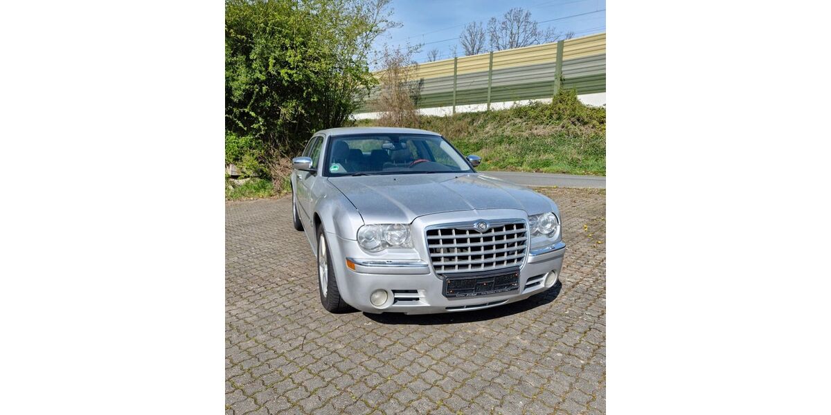 Chrysler 300C 385.909 km 5.150 &euro; Minden 32425