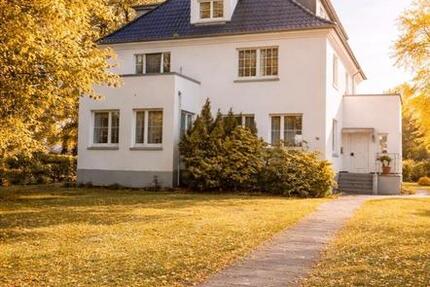 Haus Petershagen - 13 Zimmer, 394 m&sup2;, 530.000&euro; | Angebot:26718349