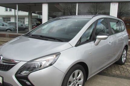Opel Zafira Tourer 160.000 km 10.900 &euro; Hille 32479
