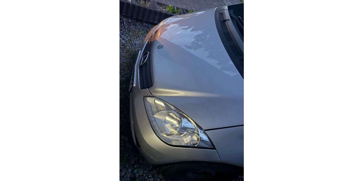 Mercedes-Benz 180 215.000 km 2.250 &euro; Steinbergen (Rinteln) 31737