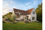 Charakterimmobilie mit Einliegerwohnung auf außergewöhnlichem Naturgrundstück - Mehrfamilienhaus, Wohnhaus Hüllhorst | Angebot:27254352