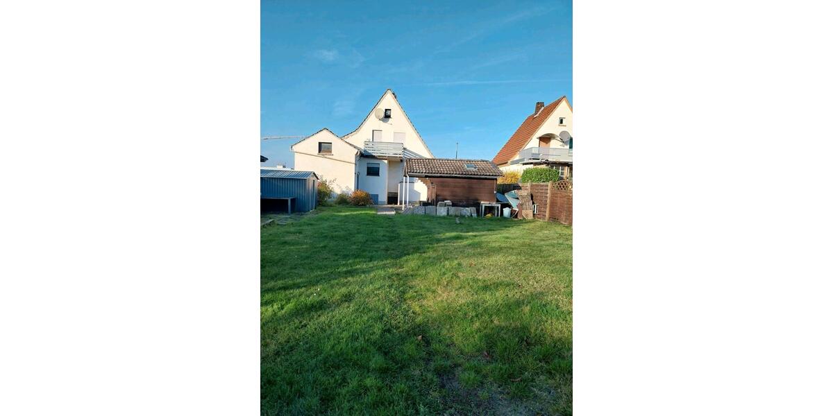 Einfamilienhaus Bad Oeynhausen Dehme - 4 Zimmer, 90 m&sup2;, 850&euro; | Angebot:26142572