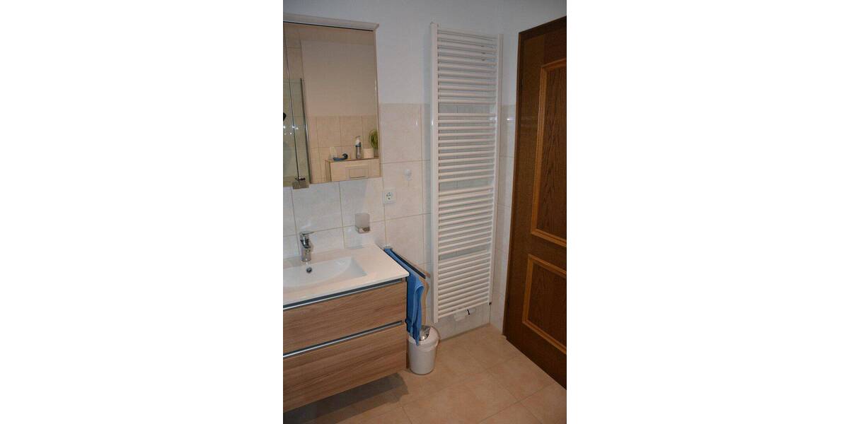 Einfamilienhaus Bad Oeynhausen Rehme - 5 Zimmer, 140 m&sup2;, 1.200&euro; | Angebot:26841283