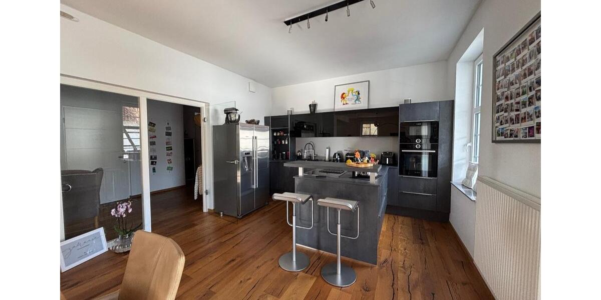 Hochparterre Herford Diebrock - 3 Zimmer, 139 m&sup2;, 1.200&euro; | Angebot:25900418