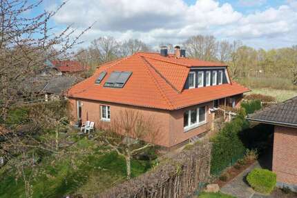 Haus Petershagen - 7 Zimmer, 223 m&sup2;, 319.000&euro; | Angebot:24719254