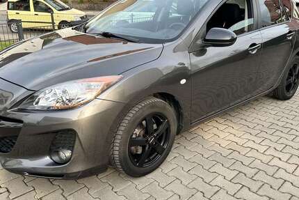 Mazda 3 231.000 km 3.300 &euro; Herford 32049