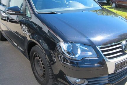 VW Touran 182.178 km 3.299 &euro; Bad Oeynhausen 32549