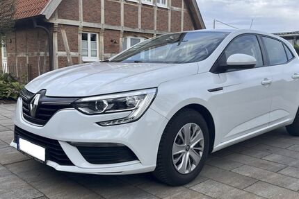 Renault Megane 45.000 km 7.999 &euro; Enger 32130