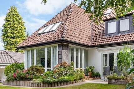 Haus Stadthagen - 6 Zimmer, 225 m&sup2;, 695.000&euro; | Angebot:26032087