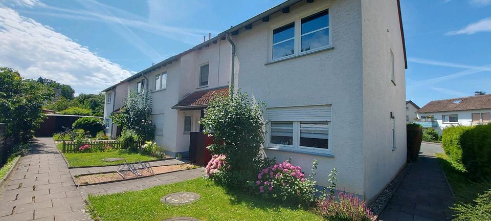 Reihenhaus Lemgo - 5 Zimmer, 121 m&sup2;, 260.000&euro; | Angebot:27255209