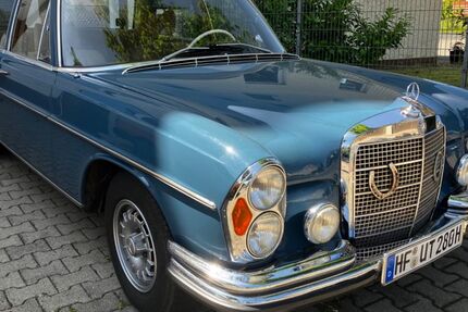 Mercedes-Benz 280 197.000 km 16.600 &euro; Herford 32051