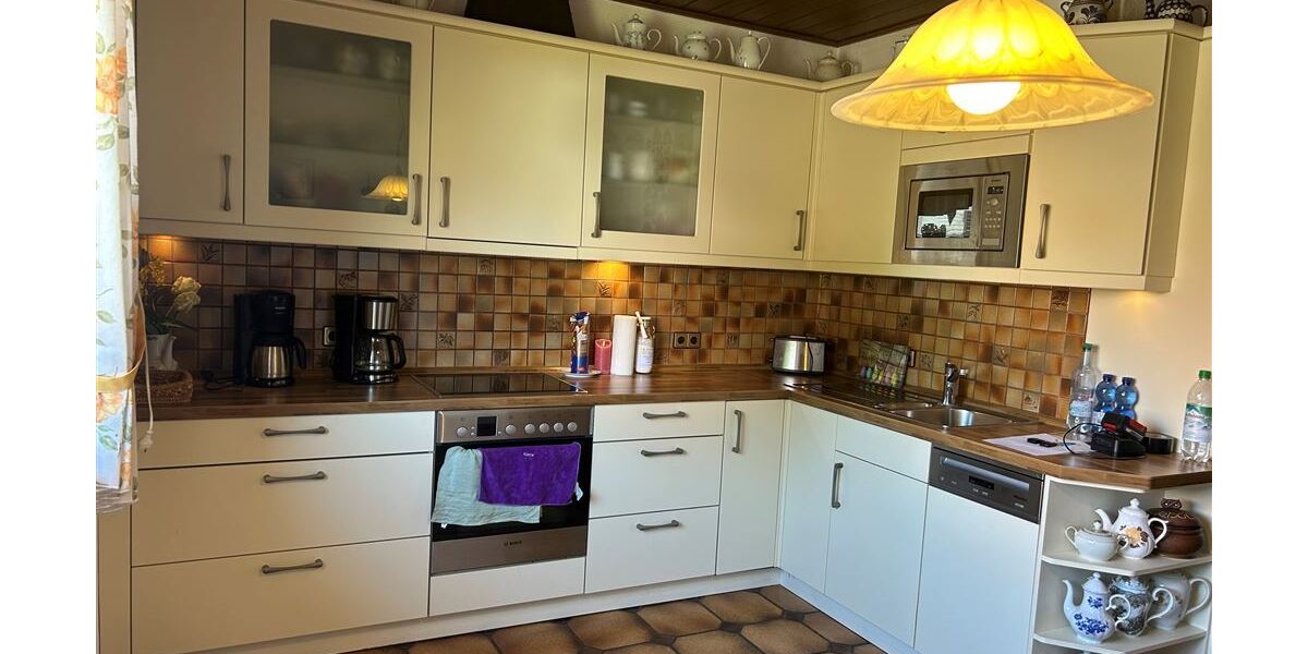 Vielseitiges Einfamilienhaus mit viel Platz und Potenzial in zentraler Lager von Stolzenau - Bungalow Stolzenau | Angebot:26858113