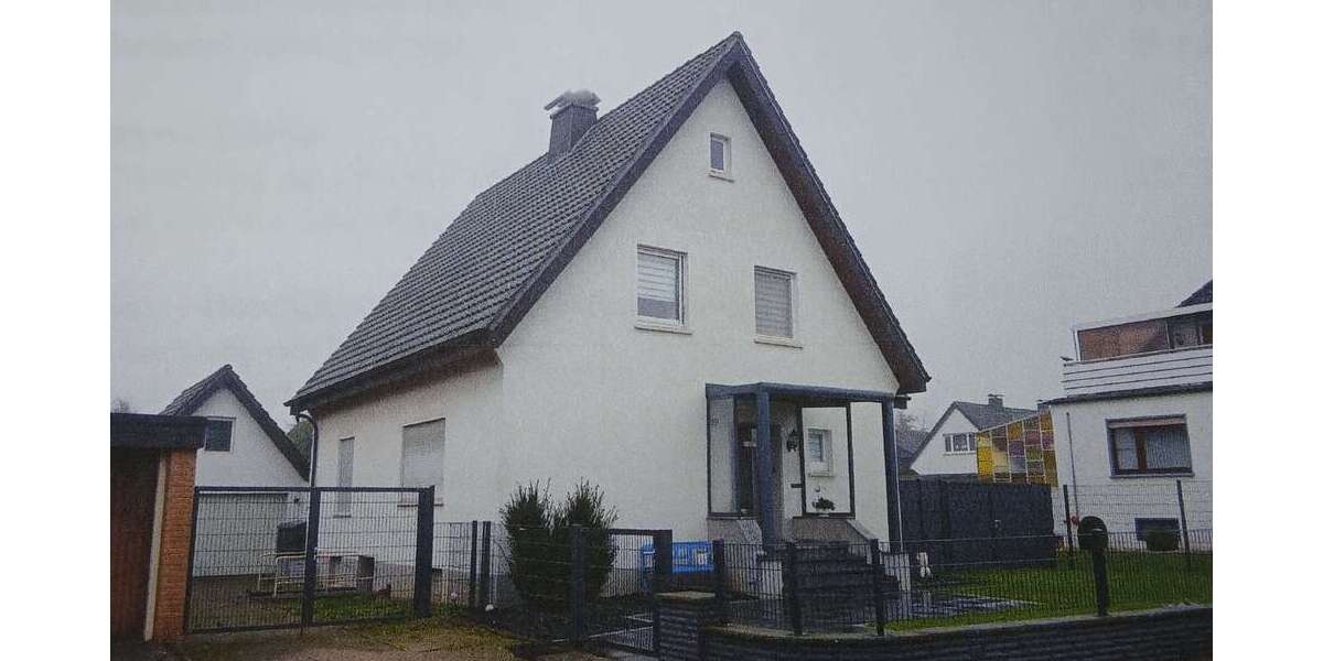 Einfamilienhaus Bünde - 8 Zimmer, 181 m&sup2;, 260.000&euro; | Angebot:24418796