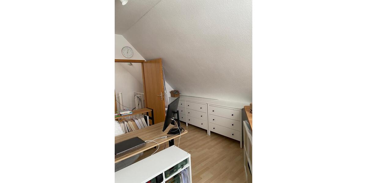 Dachgeschoßwohnung Lemgo - 3 Zimmer, 70 m&sup2;, 560&euro; | Angebot:25892914