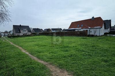 BAUEN SIE IHR TRAUMHAUS MIT BIS ZU 4 EINHEITEN! - Grundstück Bünde | Angebot:26120030