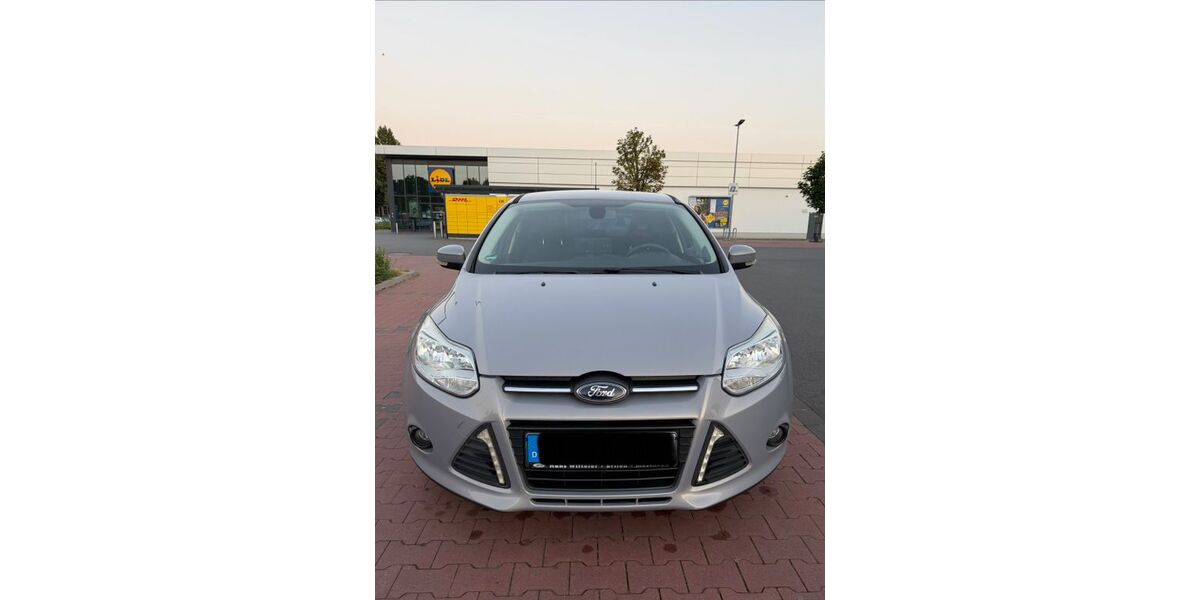 Ford Focus 199.000 km 3.800 &euro; minden 32425