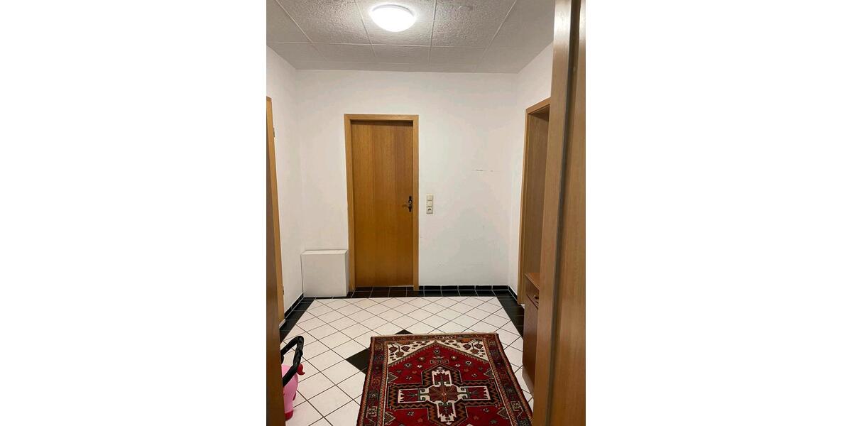 Etagenwohnung Rinteln - 2 Zimmer, 68 m&sup2;, 476&euro; | Angebot:25902938