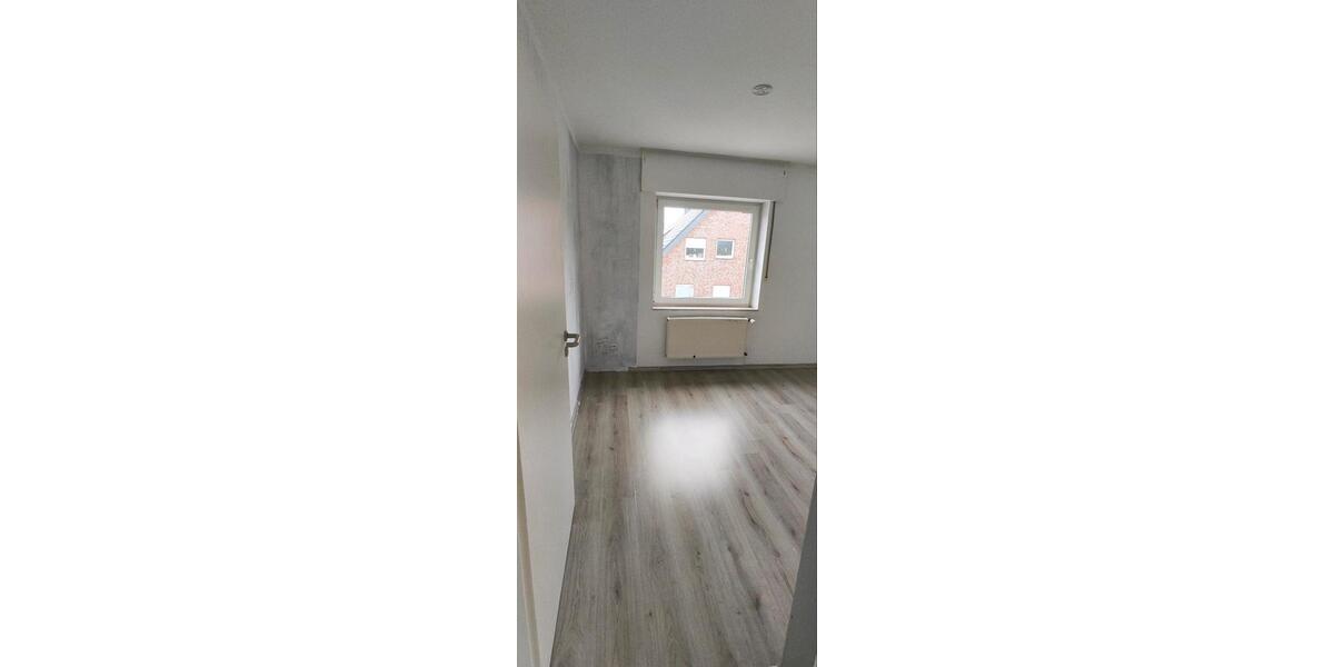 Dachgeschoßwohnung Herford Falkendiek - 4 Zimmer, 71 m&sup2;, 735&euro; | Angebot:26007087