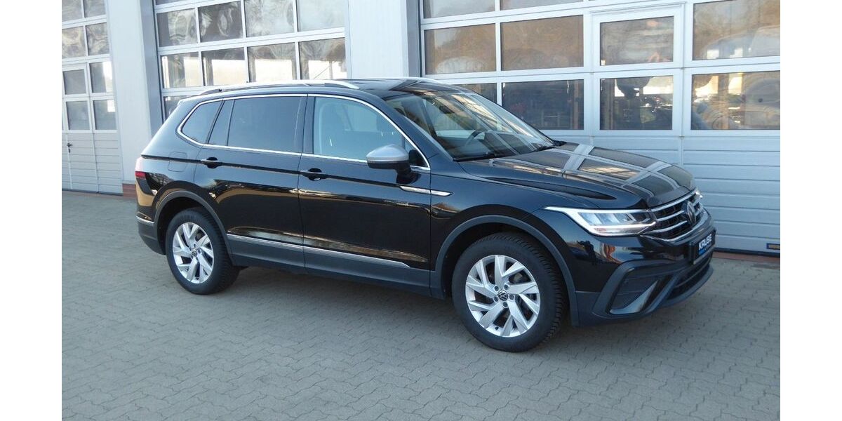 VW Tiguan Allspace 32.100 km 32.650 &euro; Diepenau 31603