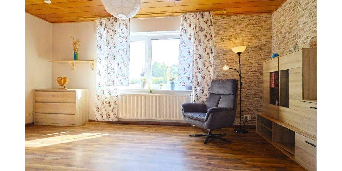 Einfamilienhaus Lübbecke Stockhausen - 8 Zimmer, 250 m&sup2;, 265.000&euro; | Angebot:25693510