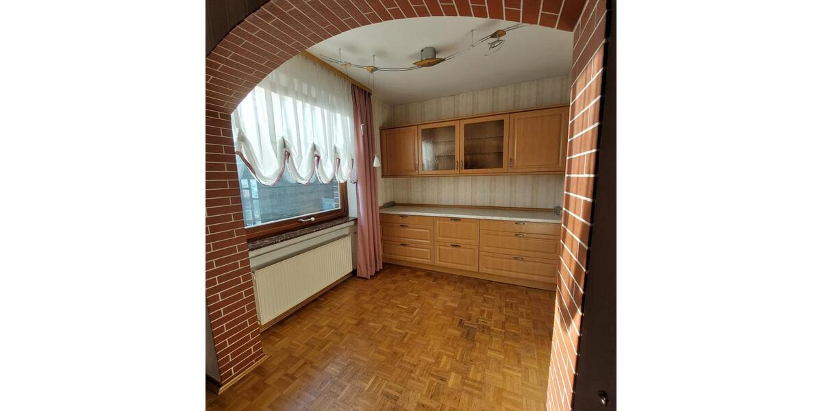 Einfamilienhaus Niedernwöhren - 6.5 Zimmer, 185 m&sup2;, 279.000&euro; | Angebot:24525616