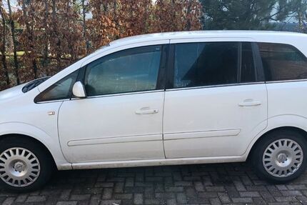 Opel Zafira 154.000 km 2.100 &euro; Lübbecke 32312