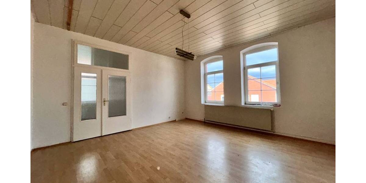 Mehrfamilienhaus, Wohnhaus Stolzenau - 9 Zimmer, 306 m&sup2;, 219.000&euro; | Angebot:26306272