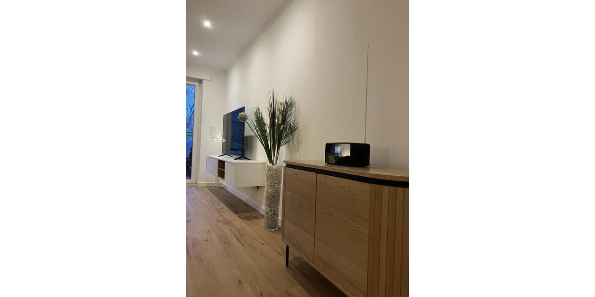 Erdgeschoßwohnung Bad Oeynhausen Rehme - 3 Zimmer, 80 m&sup2;, 1.950&euro; | Angebot:25142075