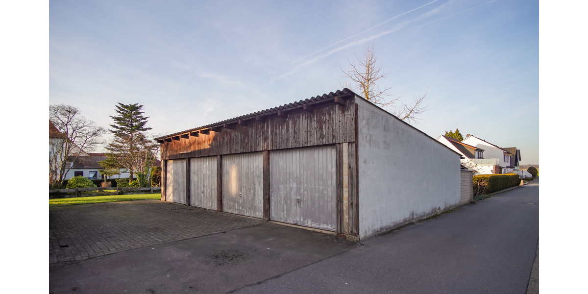 Mehrfamilien- oder Mehrgenerationenhaus mit 3 Wohneinheiten - Mehrfamilienhaus, Wohnhaus Lübbecke | Angebot:25892084