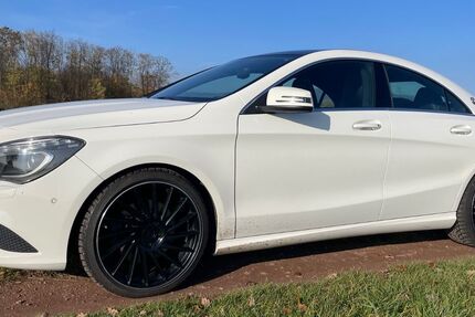 Mercedes-Benz CLA 250 135.000 km 17.500 &euro; Porta Westfalica 32457