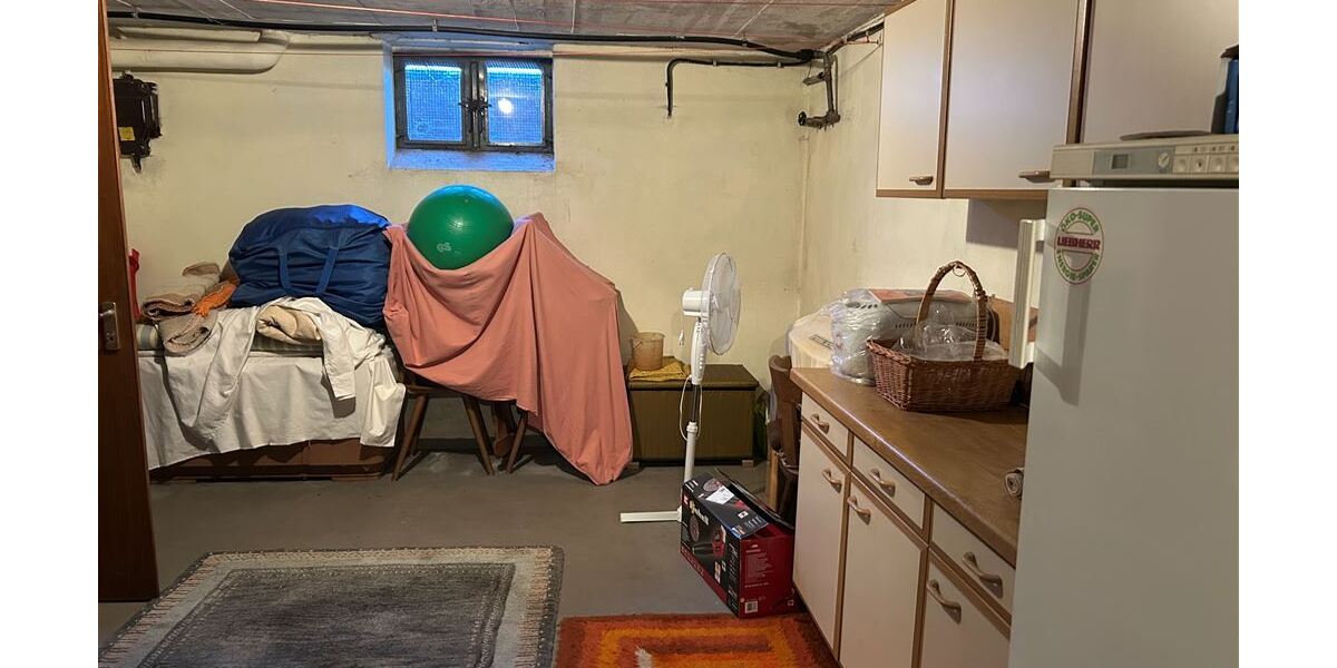 Interessantes Wohnhaus mit 2 Wohnungen, Nebengebäude und Grünland - Einfamilienhaus Stolzenau | Angebot:26858258