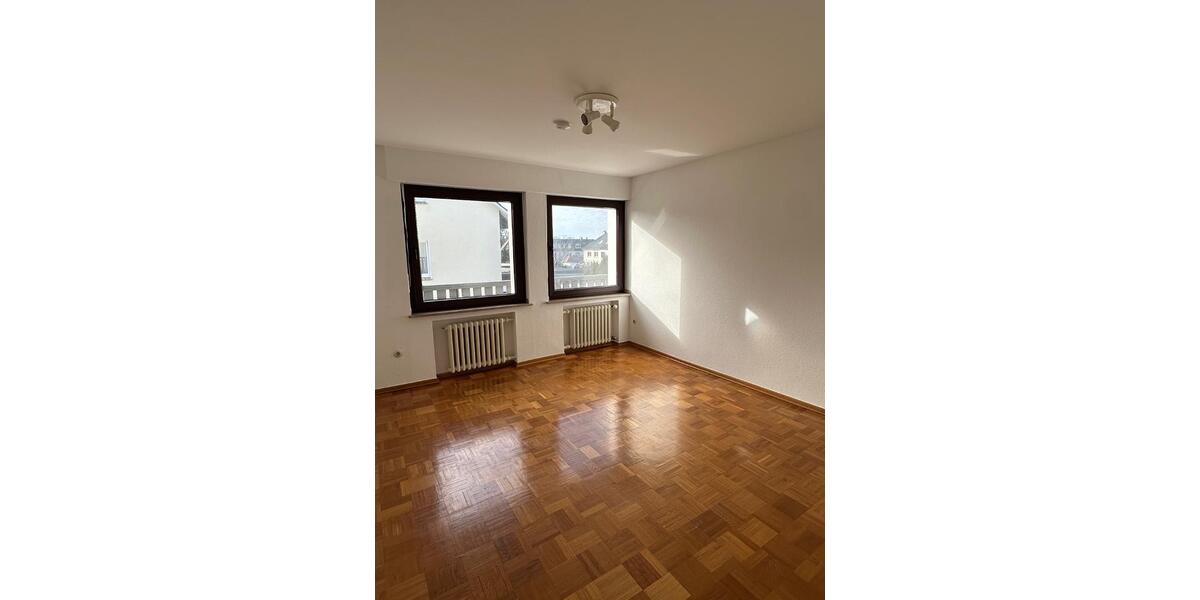Etagenwohnung Herford Falkendiek - 4 Zimmer, 133 m&sup2;, 1.380&euro; | Angebot:25294107