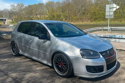 VW Golf 153.000 km 10.500 &euro; Minden 32427