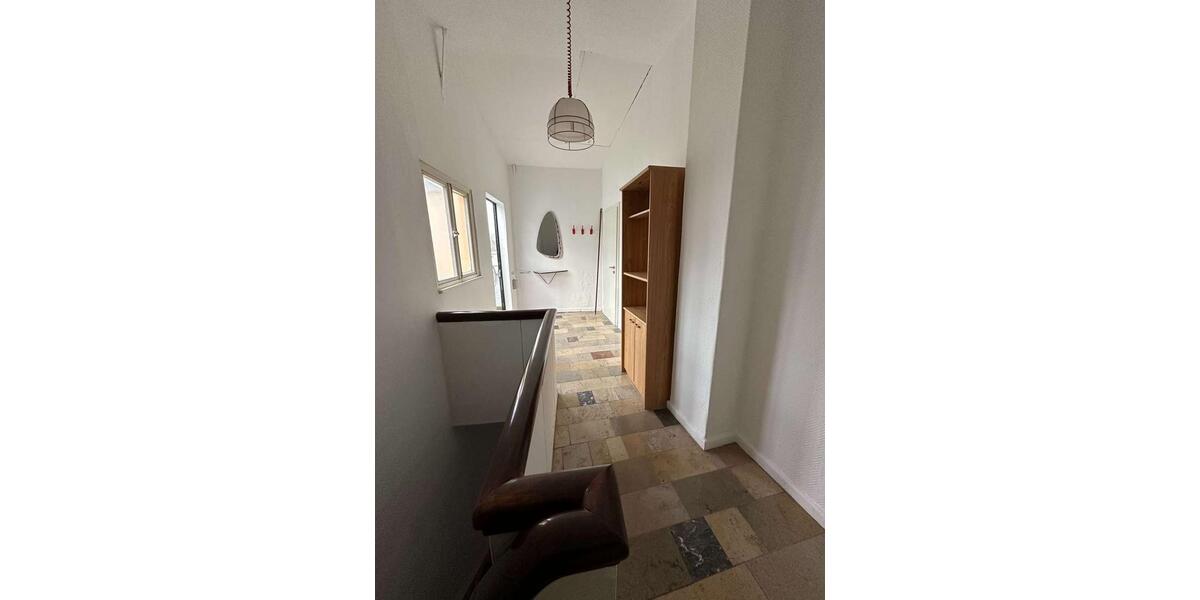 Etagenwohnung Herford - 3 Zimmer, 130 m&sup2;, 1.620&euro; | Angebot:26264817