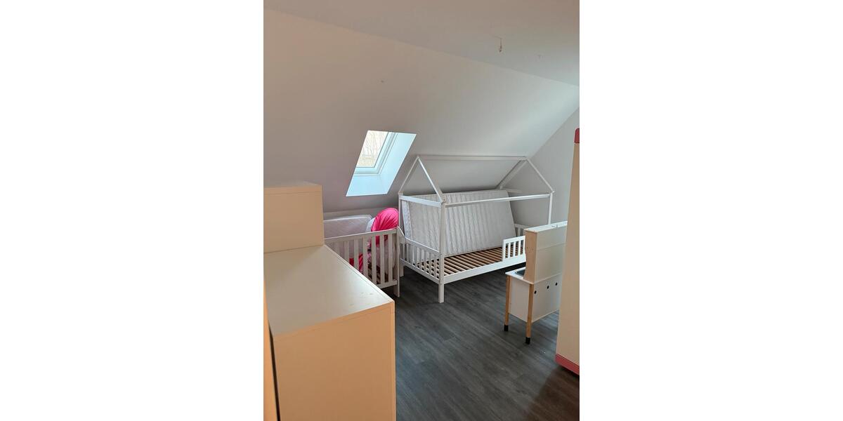 Etagenwohnung Herford - 4 Zimmer, 100 m&sup2;, 1.300&euro; | Angebot:25299056