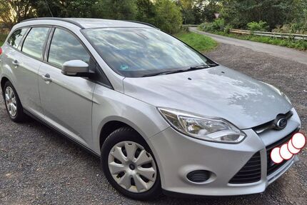 Ford Focus 270.000 km 3.900 &euro; Hille 32479