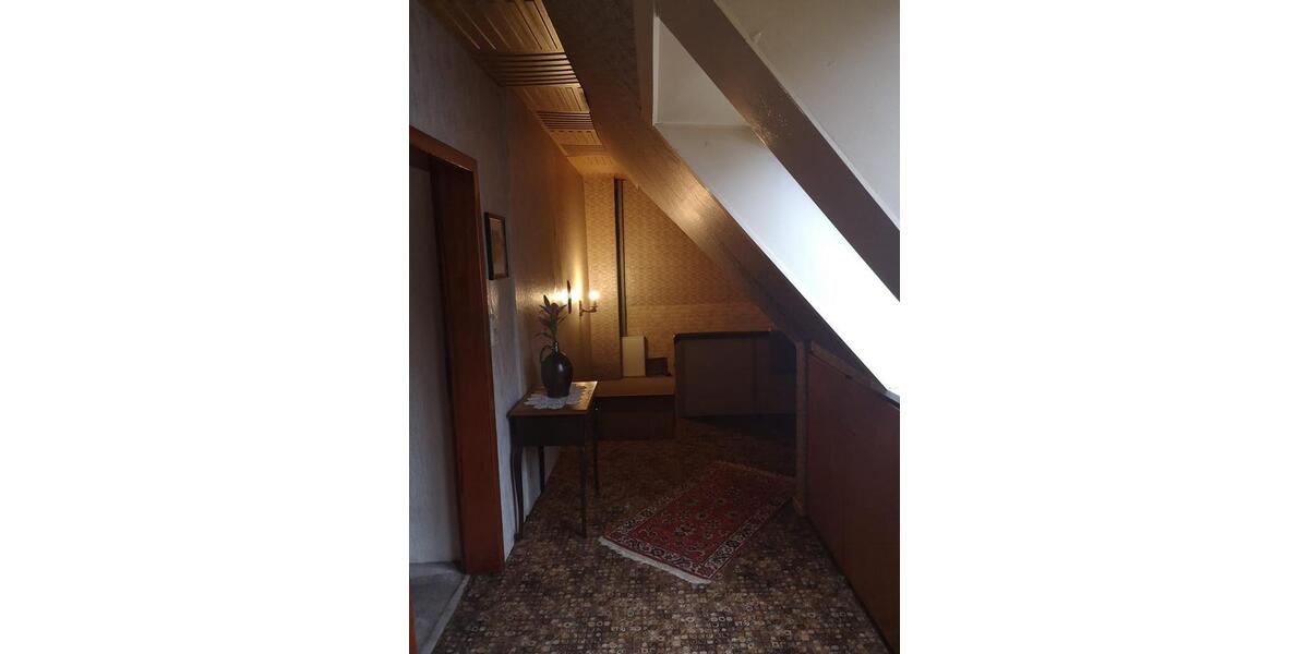Einfamilienhaus Hessisch Oldendorf - 8 Zimmer, 180 m&sup2;, 143.000&euro; | Angebot:26903258