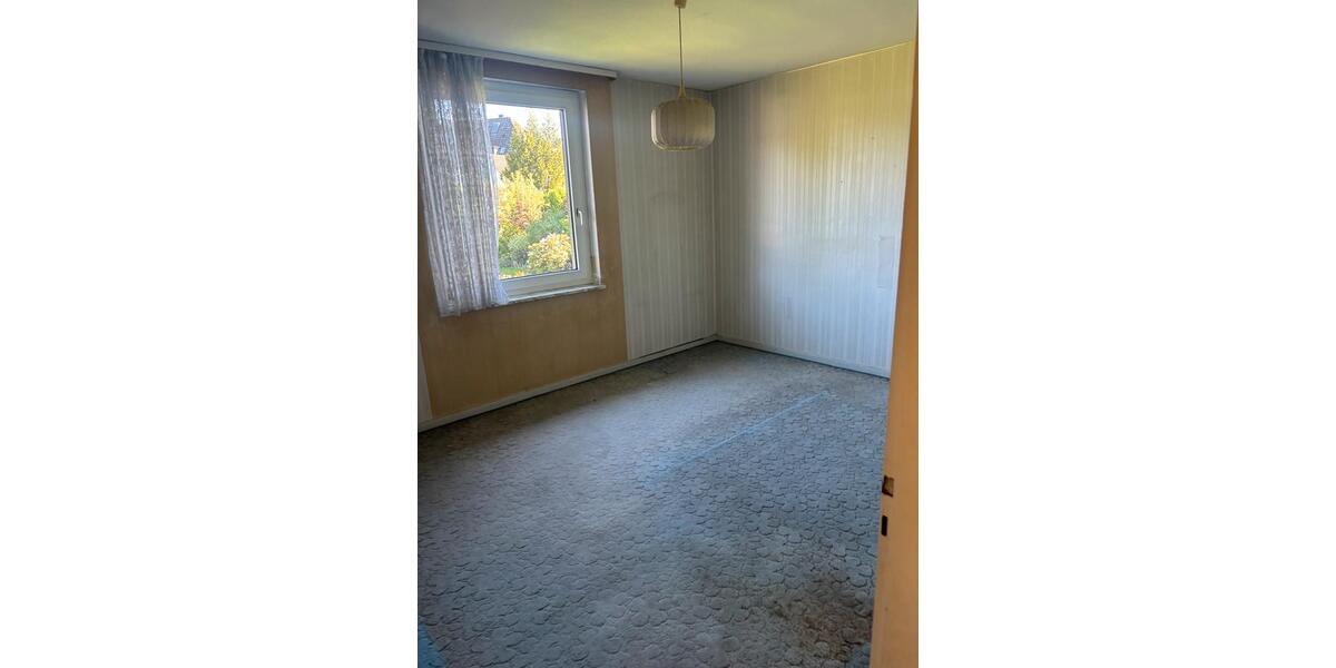 Mehrfamilienhaus, Wohnhaus Herford Falkendiek - 8 Zimmer, 170 m&sup2;, 210.000&euro; | Angebot:25452132