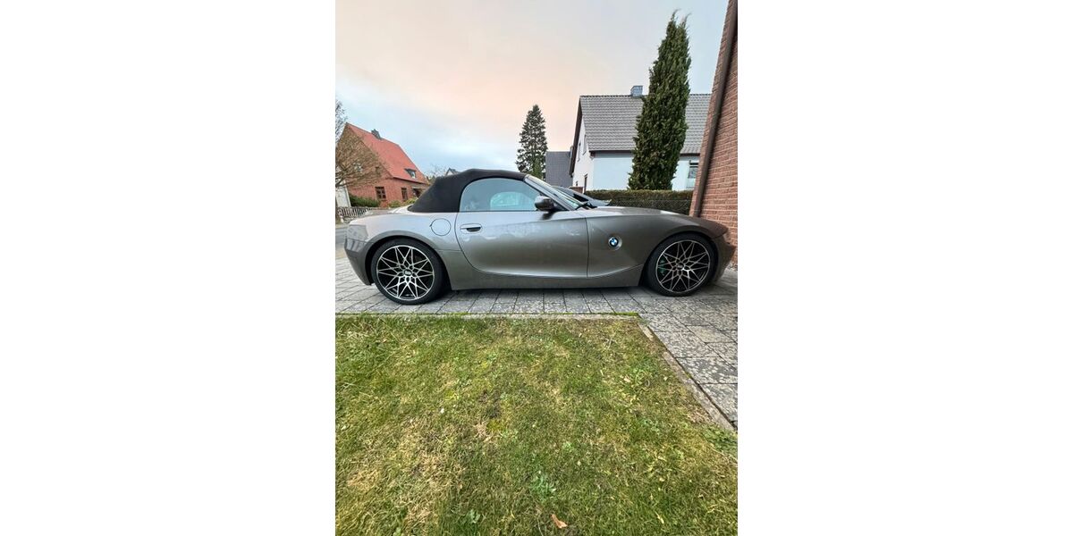 BMW Z4 153.000 km 8.999 &euro; Minden 32429
