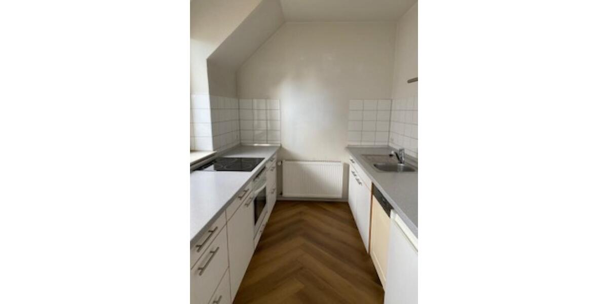 Dachgeschoßwohnung Minden - 2.5 Zimmer, 75 m&sup2;, 595&euro; | Angebot:25448315