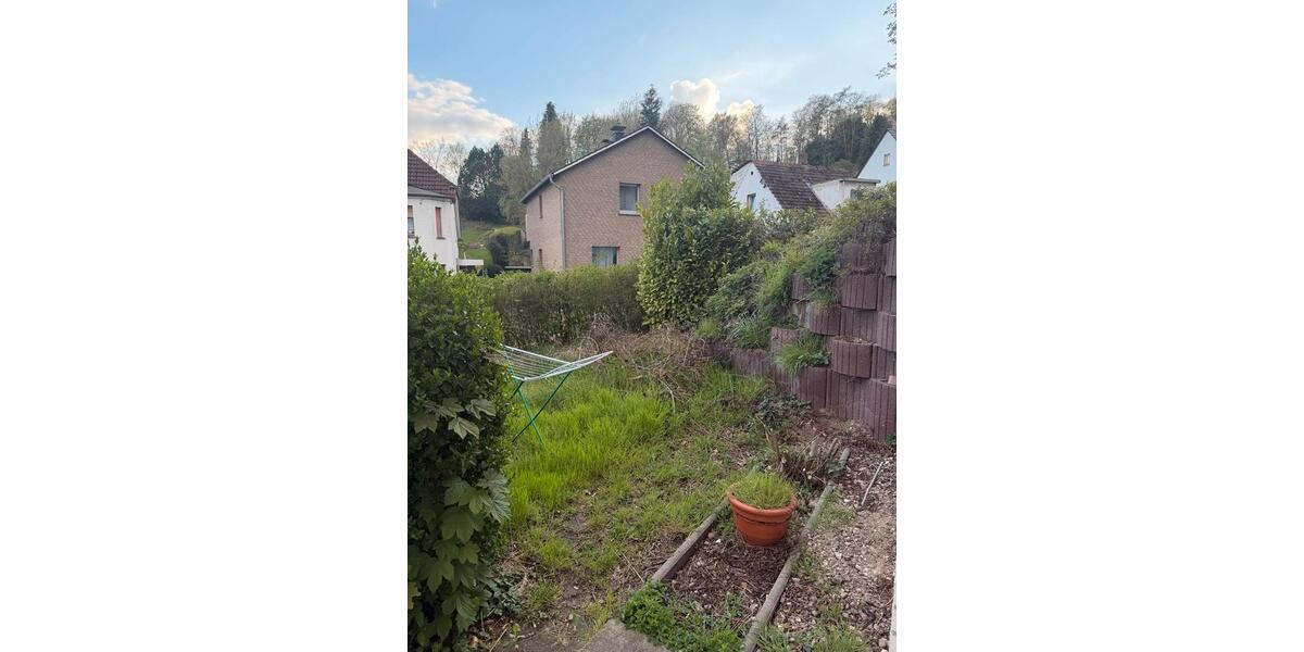 Einfamilienhaus Vlotho - 5 Zimmer, 800 m&sup2;, 340.000&euro; | Angebot:26186485